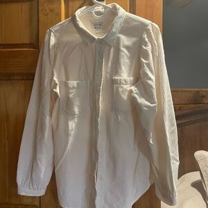 American Eagle. Women’s corduroy shirt. Cream color. Size medium.